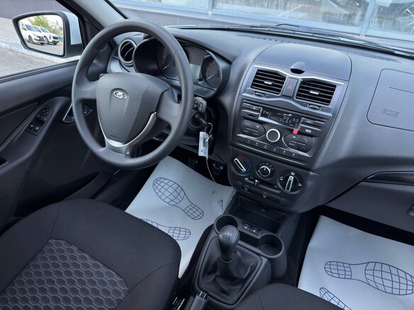 2026 Lada (ВАЗ) Granta I Рестайлинг, белый, 1140000 рублей - вид 12