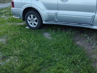 2006 Mitsubishi Pajero III Рестайлинг, серебристый, 950000 рублей, вид 3