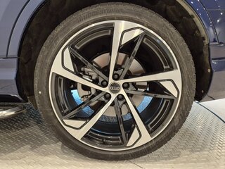 2022 Audi Q7 45 TDI II (4M) Рестайлинг, синий, 6742069 рублей, вид 5
