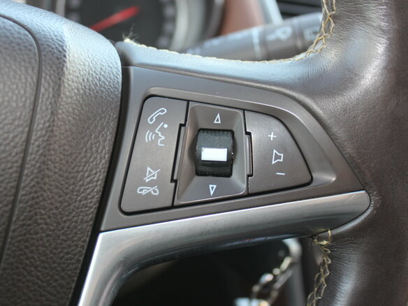 2012 Opel Mokka I, белый, 1160000 рублей - вид 22
