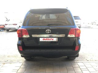 2013 Toyota Land Cruiser 200 Series Рестайлинг 1, чёрный, 3550000 рублей, вид 2