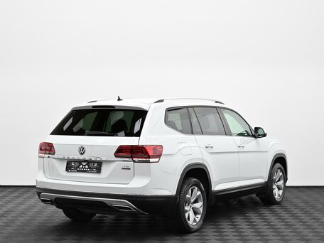 2019 Volkswagen Teramont I, белый, 2499000 рублей, вид 2