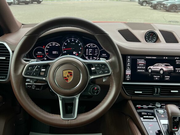 2021 Porsche Cayenne Coupé III, оранжевый, 8500000 рублей - вид 12