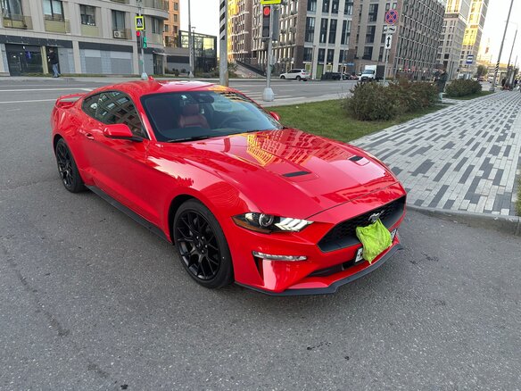 2021 Ford Mustang VI Рестайлинг, красный, 4200000 рублей - вид 16
