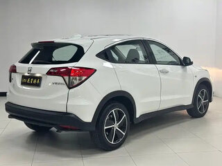 2022 Honda Vezel I Рестайлинг, белый, 1175000 рублей, вид 4