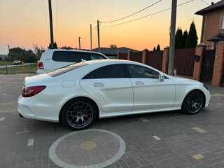 2015 Mercedes-Benz CLS 400 II (C218) Рестайлинг, белый, 3100000 рублей, вид 4