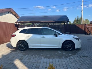 2020 Toyota Corolla XII (E210), белый, 2300000 рублей, вид 2