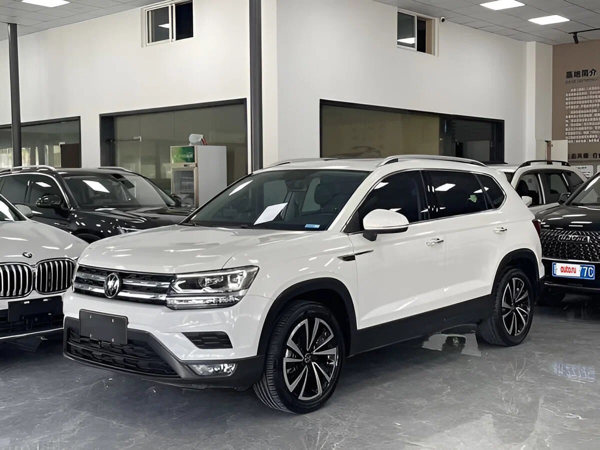 Открыть фотографии: Volkswagen Tharu I