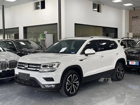Volkswagen Tharu I