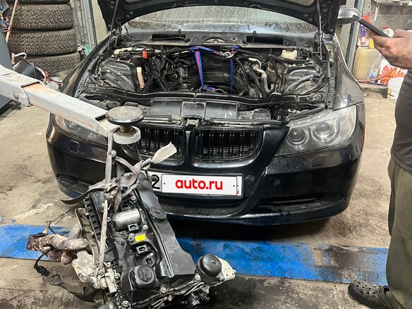2008 BMW 3 серии 318i V (E90/E91/E92/E93), чёрный, 780000 рублей - вид 3