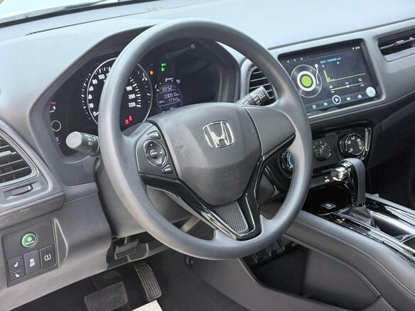 2022 Honda Vezel I Рестайлинг, белый, 1165000 рублей - вид 8
