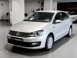 2016 Volkswagen Polo V Рестайлинг, серебристый, 997000 рублей, вид 1