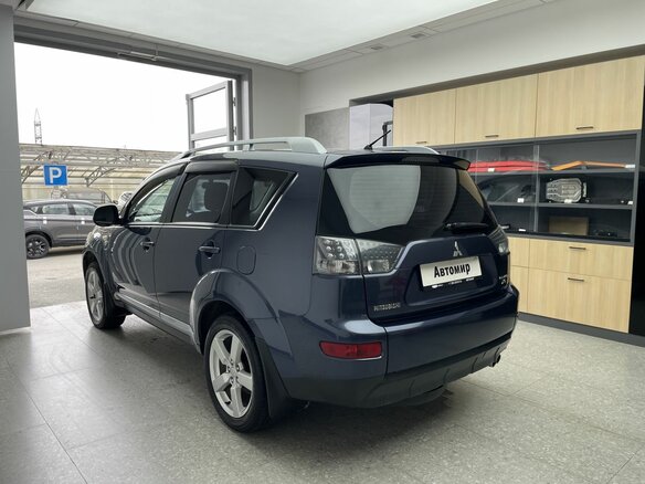 2008 Mitsubishi Outlander II, синий, 950000 рублей - вид 5