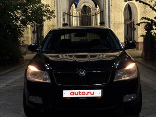 2011 Skoda Octavia II (A5) Рестайлинг, чёрный, 900000 рублей, вид 3