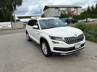 2022 Skoda Kodiaq I Рестайлинг, белый, 3240000 рублей, вид 4