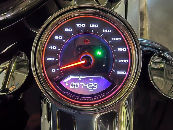 2020 Harley-Davidson Sport Glide, чёрный, 2300000 рублей - вид 5