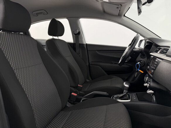 2019 Kia Rio IV, белый - вид 15