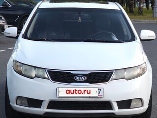 2011 Kia Forte I, белый, 460000 рублей, вид 2