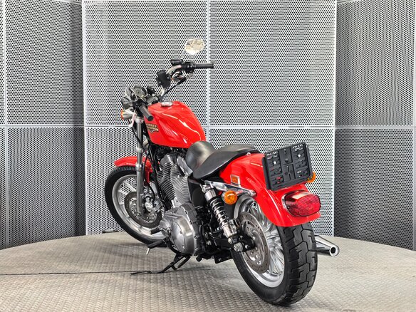 2009 Harley-Davidson Sportster 883, красный, 677000 рублей - вид 6