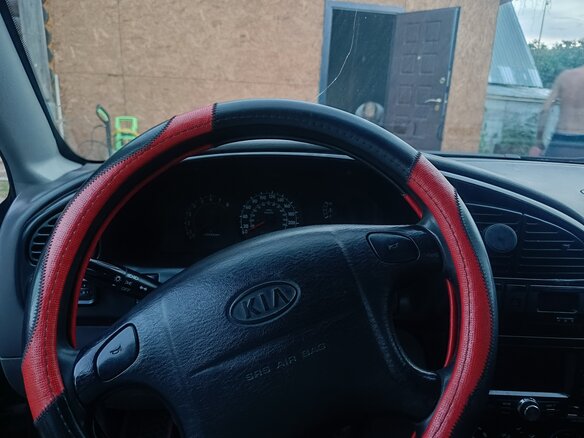 2007 Kia Spectra I Рестайлинг 2, красный, 180000 рублей - вид 10