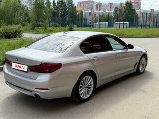 2017 BMW 5 серии 520d VII (G30/G31/G38), серебристый, 2600000 рублей, вид 5