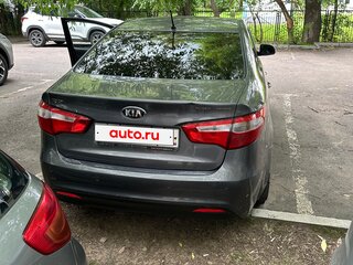 2013 Kia Rio 4-speed III, серый, 710000 рублей, вид 3