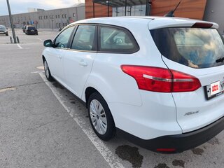 2018 Ford Focus III Рестайлинг, белый, 1200000 рублей, вид 3