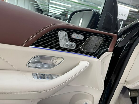 2026 Mercedes-Benz Maybach GLS 600 I Рестайлинг, чёрный, 29980000 рублей - вид 21