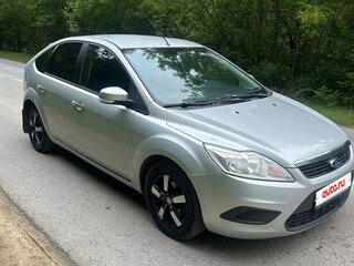 2010 Ford Focus II Рестайлинг, серебристый, 600000 рублей, вид 5