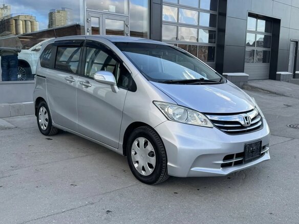 2012 Honda Freed I Рестайлинг, серый - вид 2