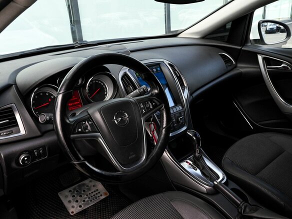 2011 Opel Astra J, белый - вид 15