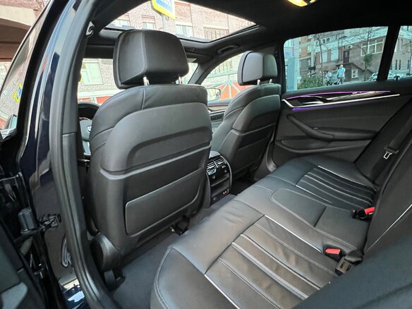 2021 BMW 5 серии 520i VII (G30/G31/G38) Рестайлинг, синий, 4300000 рублей - вид 9