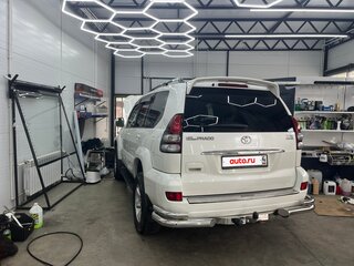 2004 Toyota Land Cruiser Prado 120 Series, белый, 2300000 рублей, вид 2