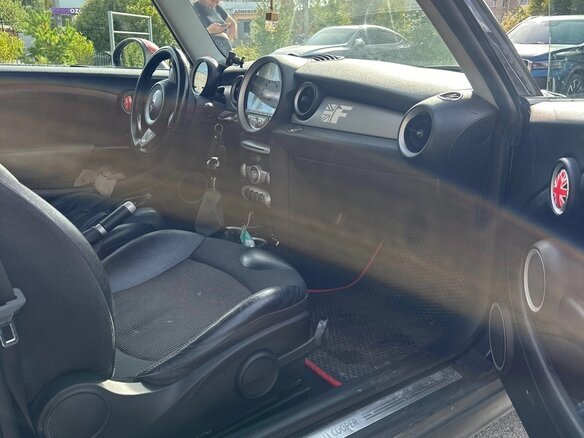 2007 Mini Hatch Cooper II (R56), чёрный, 600000 рублей - вид 8