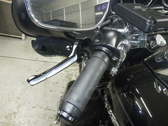2009 Harley-Davidson Electra Glide, чёрный, 950000 рублей - вид 8