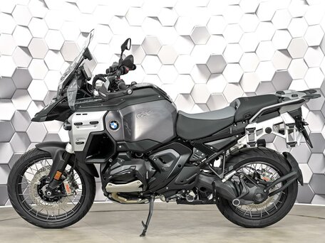 2026 BMW R 1300 GS Adventure, чёрный, 3099000 рублей, вид 4