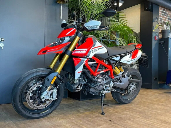 2022 Ducati Hypermotard, красный, 1300000 рублей - вид 13
