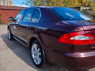 2011 Skoda Superb DSG II, красный, 1250000 рублей, вид 4