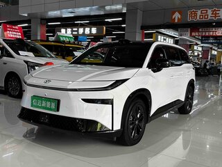 2025 Toyota bZ3X 58.3 kWh, белый, 2850000 рублей, вид 1