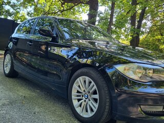 2011 BMW 1 серии 116i I (E81/E82/E87/E88) Рестайлинг, чёрный, 750000 рублей, вид 4