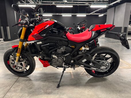 2023 Ducati Monster 937, красный, 1100000 рублей, вид 4