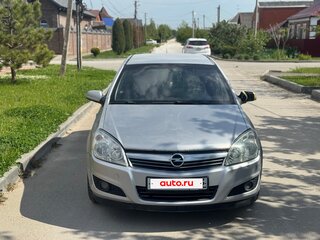 2008 Opel Astra H Рестайлинг, серебристый, 330000 рублей, вид 1