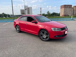 2014 Volkswagen Jetta VI, красный, 780000 рублей, вид 3