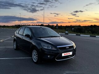 2010 Ford Focus II Рестайлинг, чёрный, 650000 рублей, вид 1