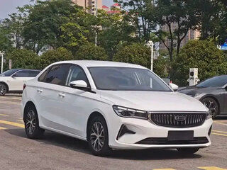 2022 Geely Emgrand II, белый, 1000121 рублей, вид 3