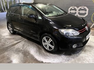 2010 Volkswagen Golf Plus II, чёрный, 700000 рублей, вид 1