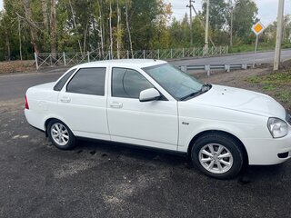 2017 Lada (ВАЗ) Priora I Рестайлинг, белый, 450000 рублей, вид 2