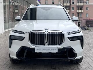 2025 BMW X7 40i I (G07) Рестайлинг, белый, 16490000 рублей, вид 2