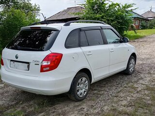2012 Skoda Fabia II Рестайлинг, белый, 520000 рублей, вид 4