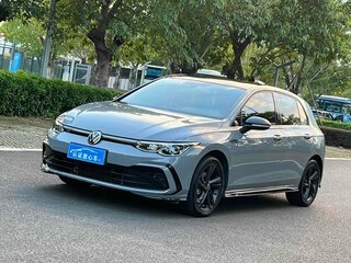 2022 Volkswagen Golf VIII, серый, 1744000 рублей, вид 1
